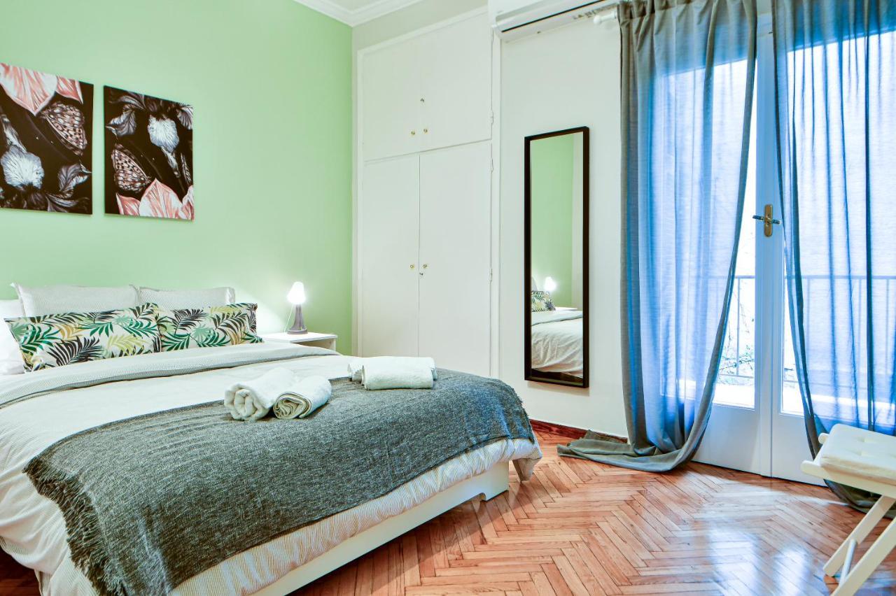 Thiras Lovely Apartment By Zain Афіни Екстер'єр фото